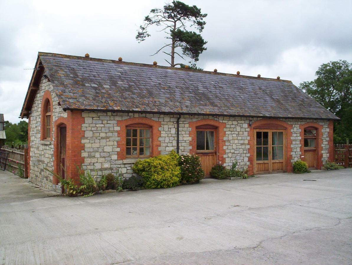 The Stables Villa South Barrow ภายนอก รูปภาพ
