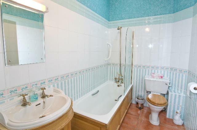 The Stables Villa South Barrow ภายนอก รูปภาพ